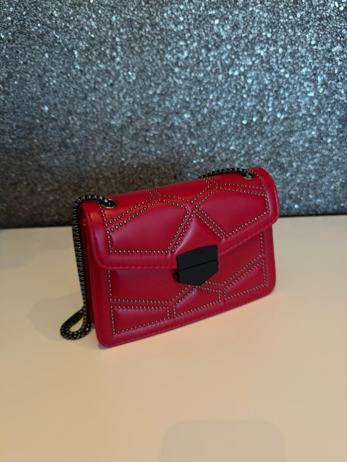 Sarah Chain Bag | Bazari